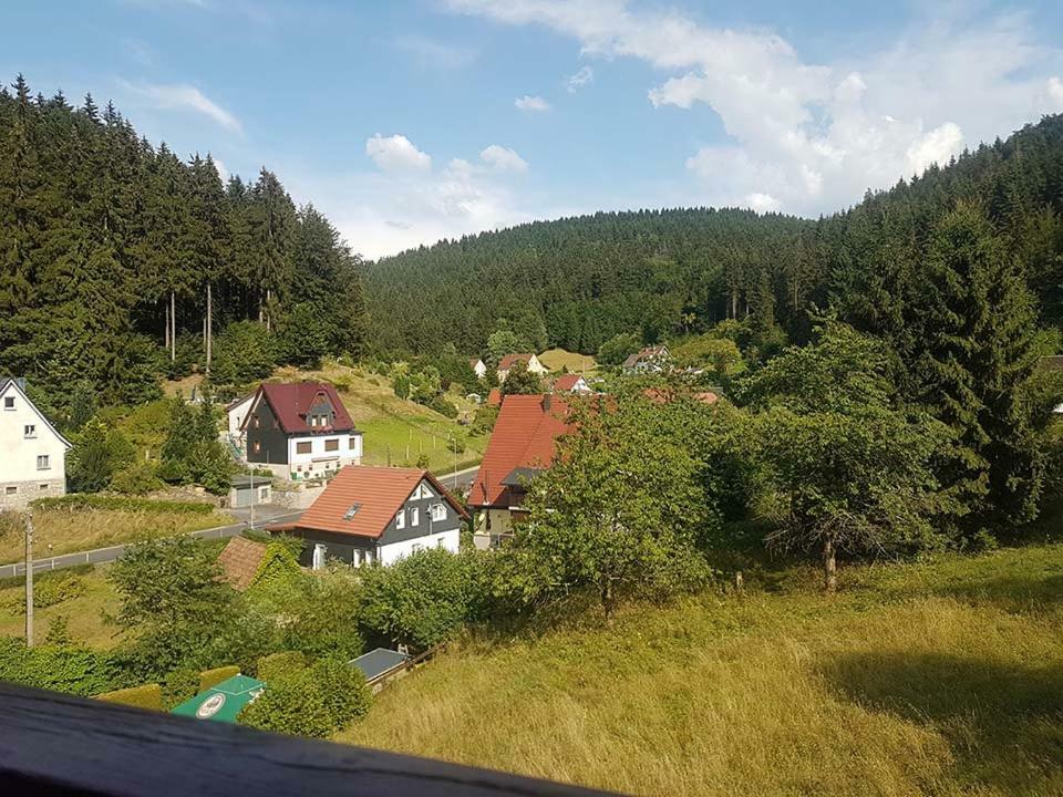 Monteurwohnung Aroba Fehrenbach Exterior foto